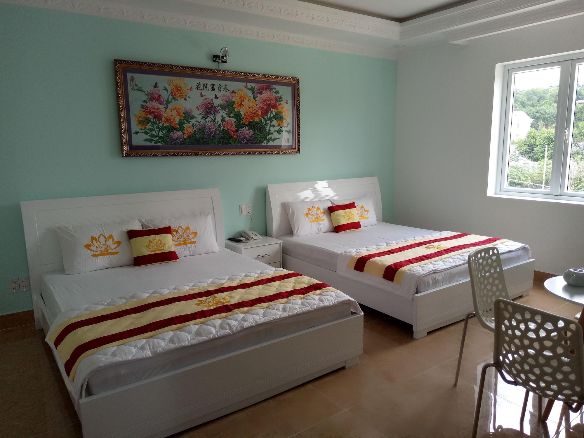 דואונג דונג Nice Life Hotel מראה חיצוני תמונה