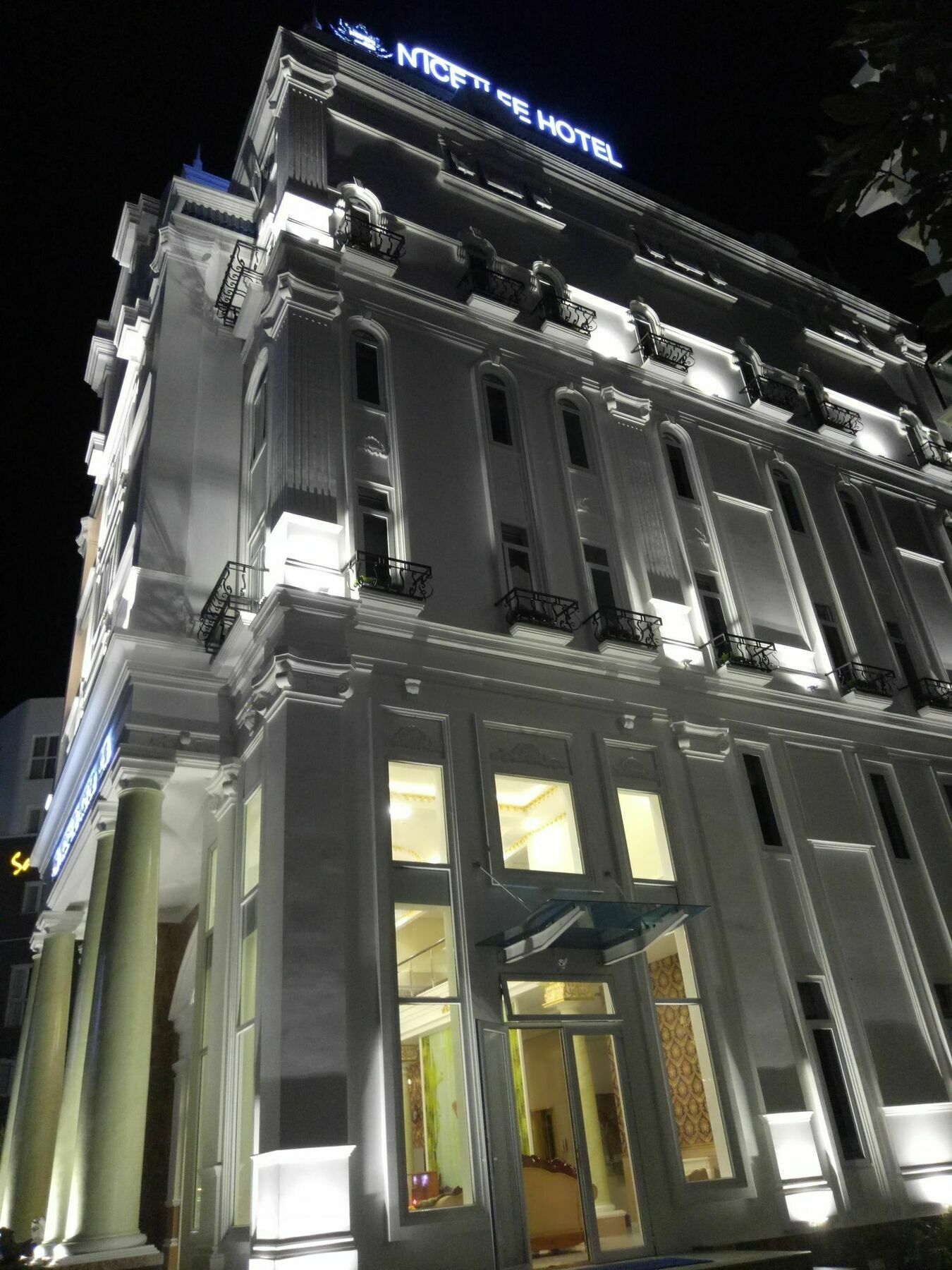 דואונג דונג Nice Life Hotel מראה חיצוני תמונה